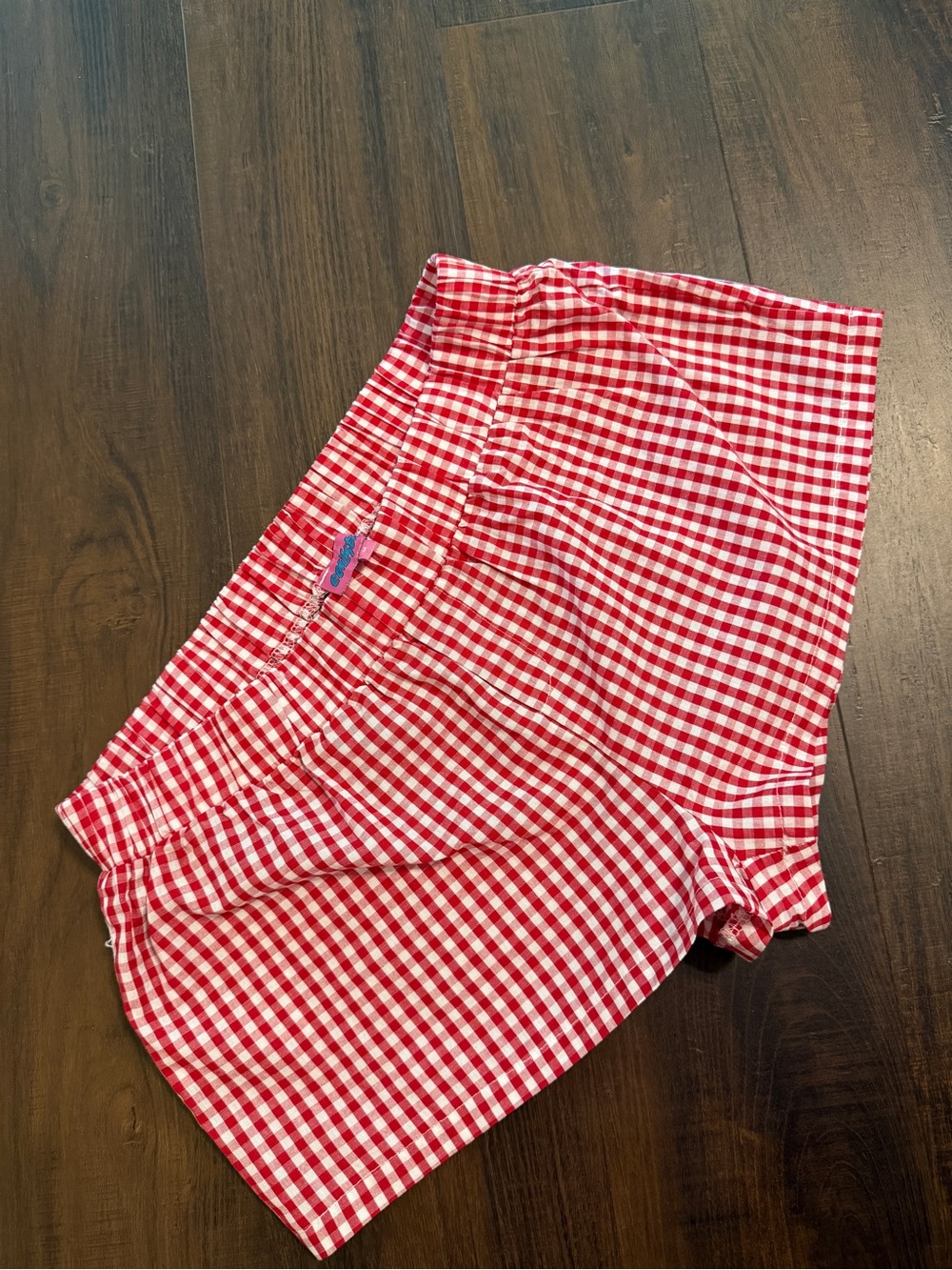 Edikted Red and White Gingham Pull-On Shorts women’s small